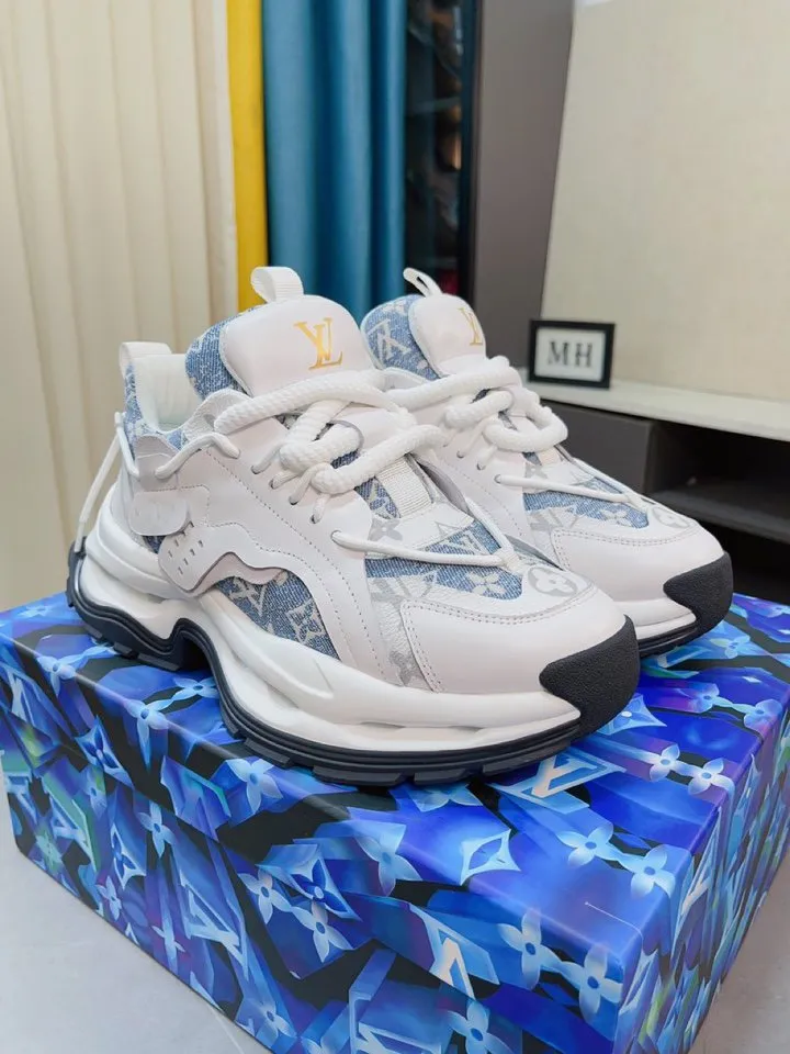 LV MEN'S WHITE SPORTS SHOES