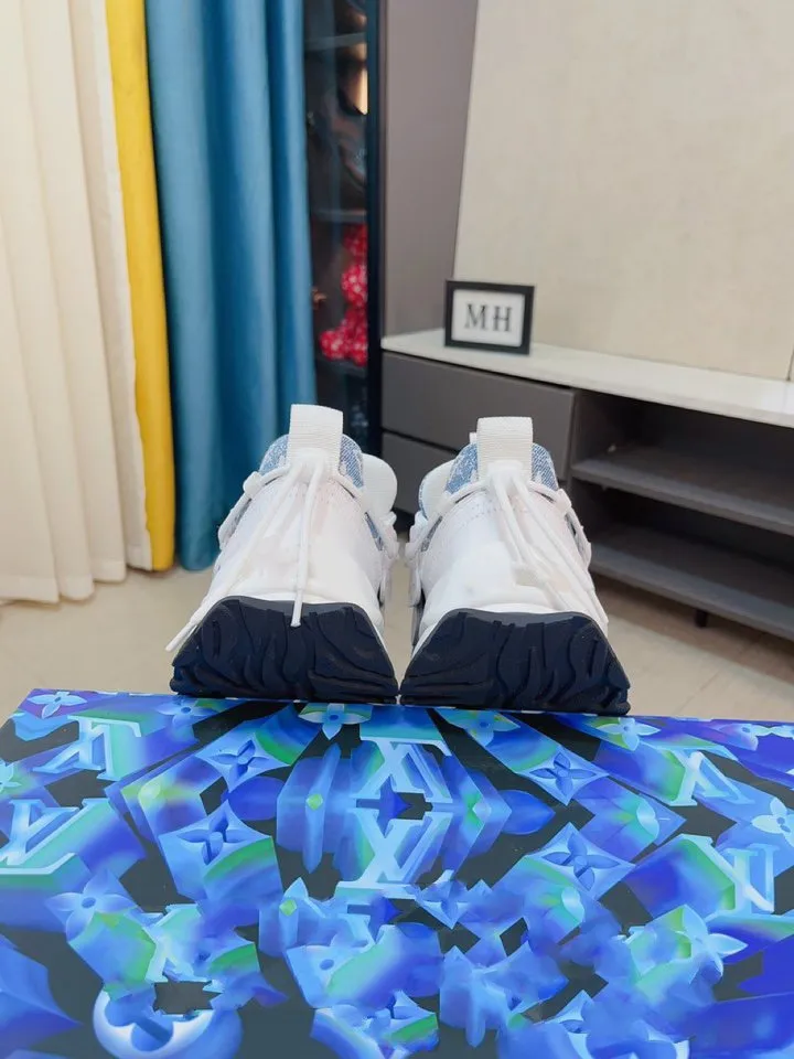LV MEN'S WHITE SPORTS SHOES