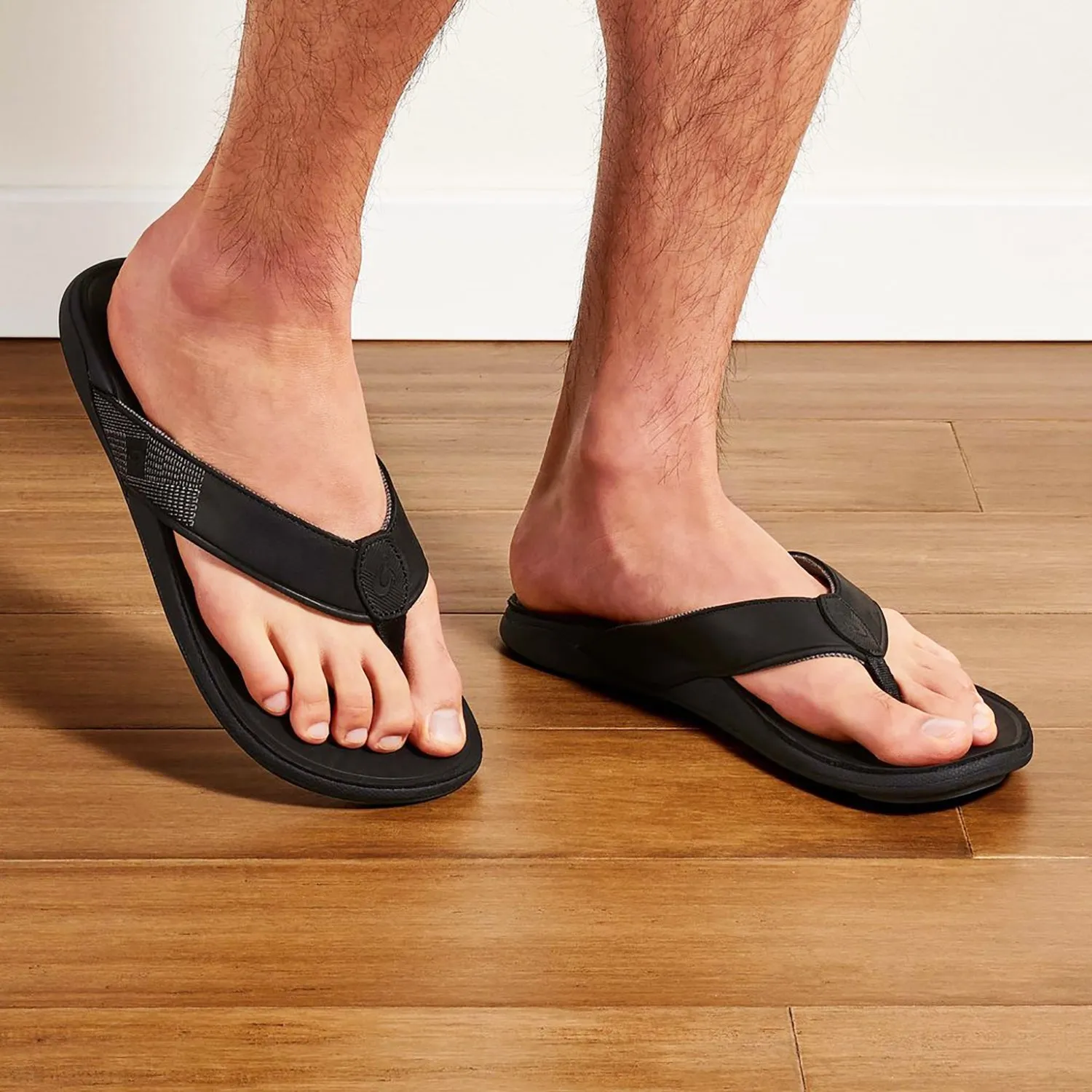 Men's OluKai Tuahine Black Leather