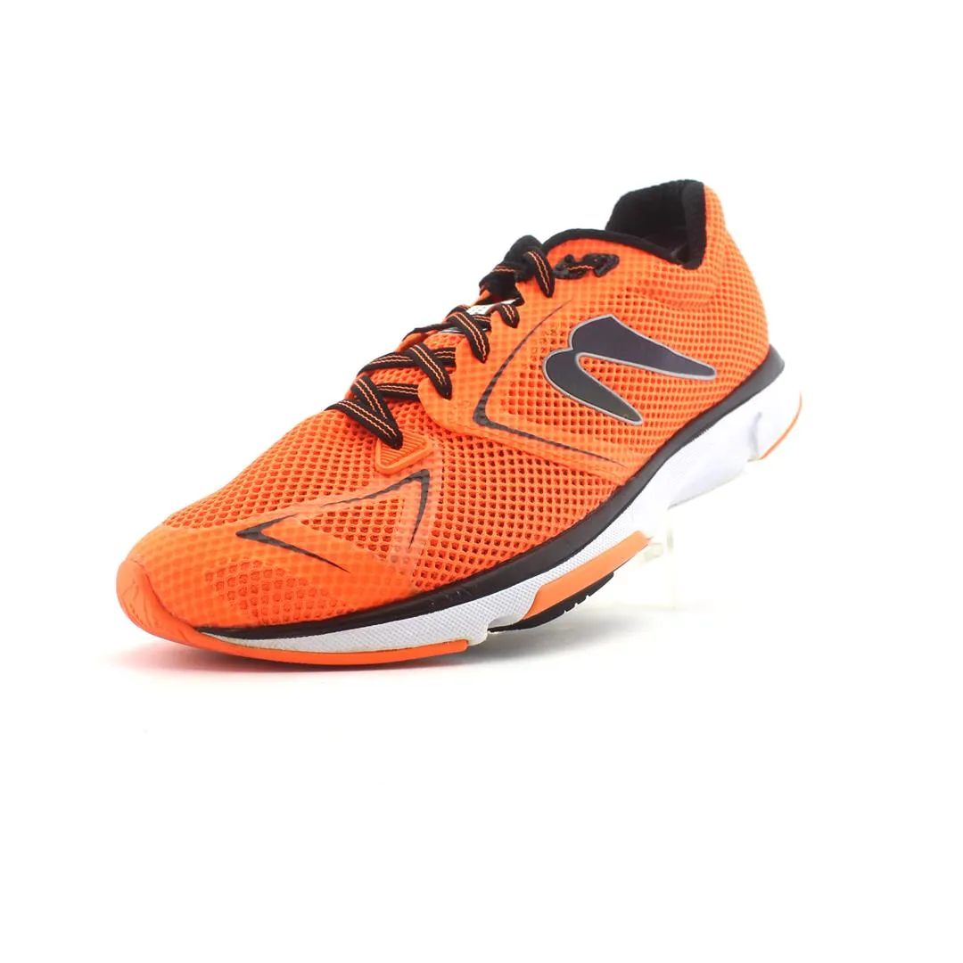 NEWTON DISTANCE 8